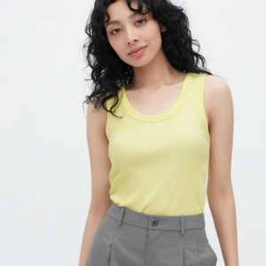 NWOT Uniqlo ribbed top, size XL/18